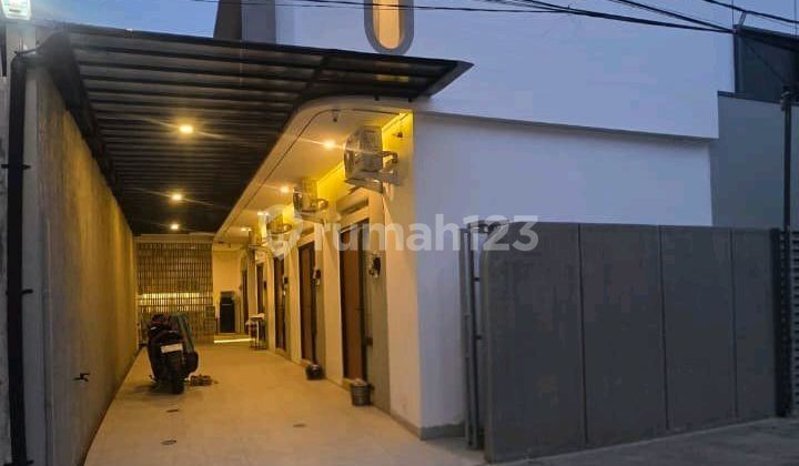 New Exclusive Boarding House with 10 Bedrooms in Condongcatur 2
