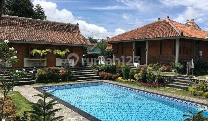 Very Comfortable Villa House North of UII Campus Kaliurang Km 15 2