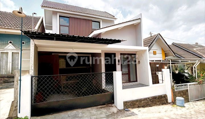 Ready-to-Occupy 2-Storey House in a Strategic Housing Complex 2