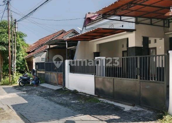 Very Comfortable and Strategic House in Pugeran Maguwoharjo 2