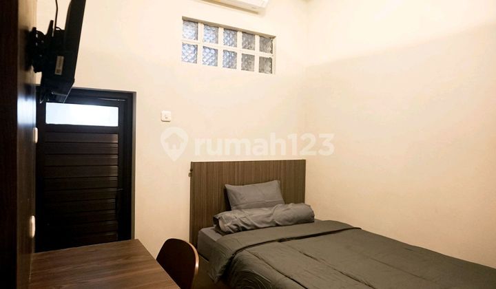 Exclusive 15-Bedroom Boarding House in Seturan Campus Area Exclusive 15-Bedroom Boarding House in Seturan Campus Area