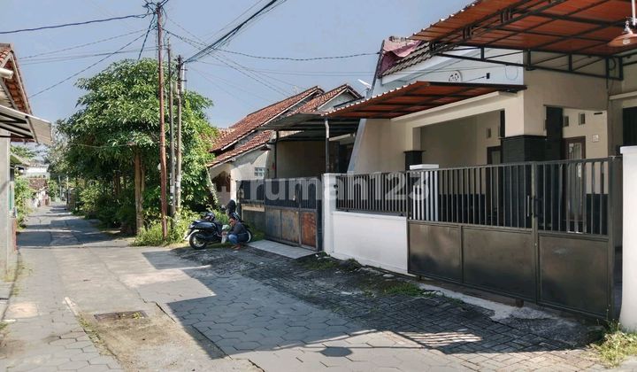 Rumah Sangat Strategis Pugeran Maguwoharjo Timur Upn 1