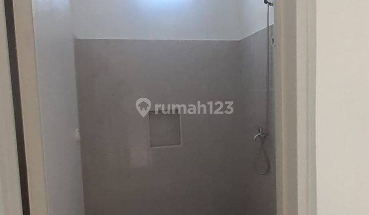 Rumah 2 Lantai Baru di kota Bogor 5