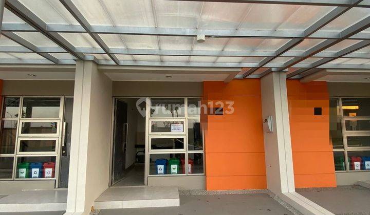 Disewakan Rumah Brand New Siap Huni di Perumahan Pik 2 Tahap 1 Pantai Indah Kapuk 2 Lantai 1