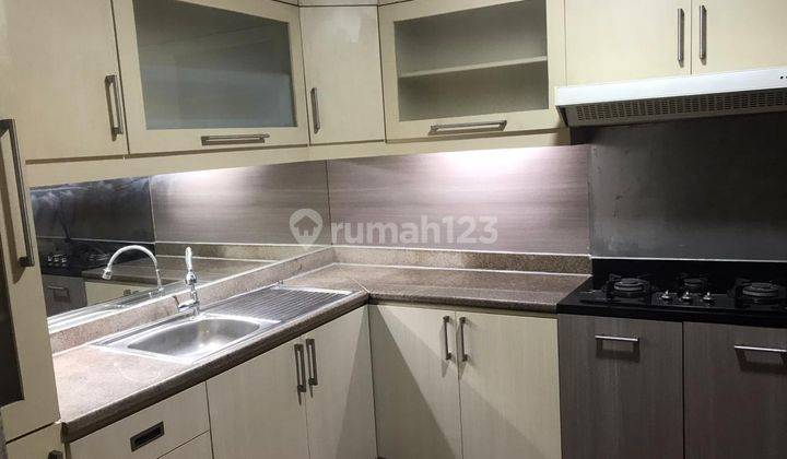 Disewakan Apartemen Pesona Bahari 3 Kamar Tidur Sudah Renovasi Furnished 8