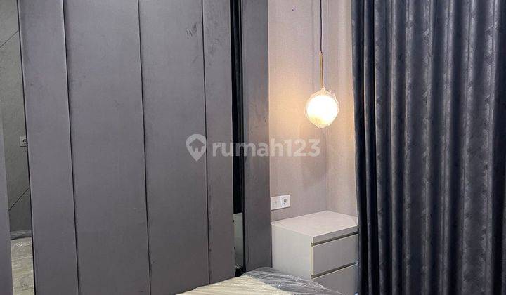 Rumah 2 lantai Sudah Furnish dan Full renovasi di Komplek Perumahan Pik 2 Tahap 2 Cluster Virginia - Pantai Indah Kapuk 2