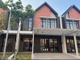 Rumah Boulevard 2 Lantai Brand New Siap Huni di Komplek Perumahan Pik 2 Tahap 2 - Pantai Indah Kapuk 1