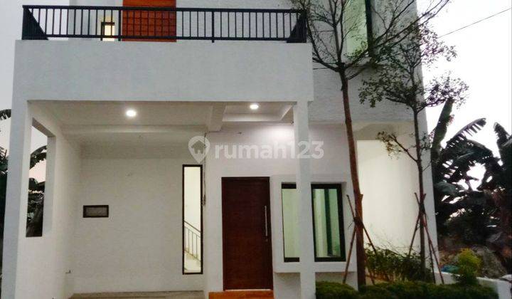 Rumah 2 Lantai Asri Dan Nyaman, Strategis Dekat Akses Tol Jatiasih, Desain Skandinavian Dengan Balkon, Kamar Tidur Kamar Mandi Banyak  1