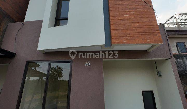 Rumah 2 Lantai Dekat Mall Ccm Cibinong, Fasilitas Minipool Dan Area Bermain, Lokasi Ramai Kuliner Dan Mini Market 1