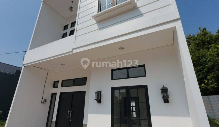 Rumah 2 Lantai Design American Style, di Kawasan Galaxy Bekasi, Dekat Dengan Pusat Kota Bekasi, Bisa Pilih 3 Opsi Design 2