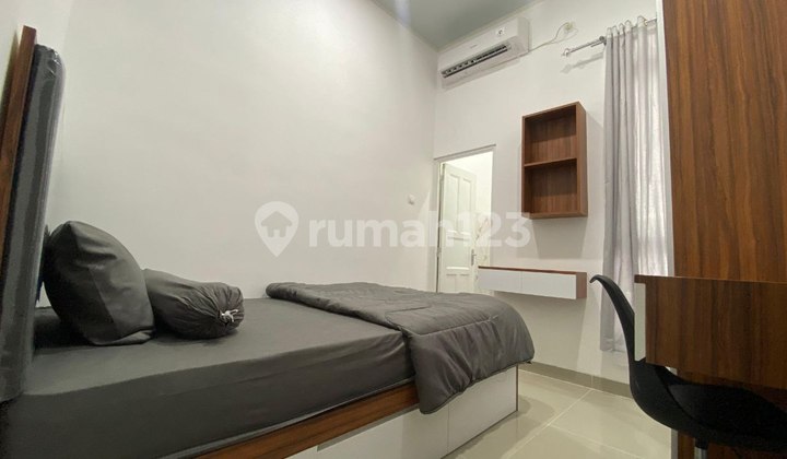 PROPERTI ANTI KOSONG! Rukost Kostel berada di Kawasan yang High Demand, Dekat universitas ternama dan pusat lifestyle, Dikelilingi target penyewa mahasiswa & profesional. Beli Lokasi Terbaik, Otomatis Raih Keuntungan Terbaik!