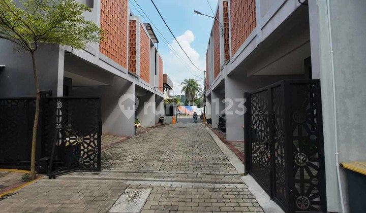 MAU JADI JURAGAN KOST IPB TANPA REPOT? Project Rukost Premium kami menawarkan investasi Fully Furnished dan Dikelola Profesional. Anda beli aset, kami yang urus penyewa dan perawatannya. Passive income stabil menanti! MAU JADI JURAGAN KOST IPB TANPA REPOT? Project Rukost Premium kami menawarkan investasi Fully Furnished dan Dikelola Profesional. Anda beli aset, kami yang urus penyewa dan perawatannya. Passive income stabil menanti!