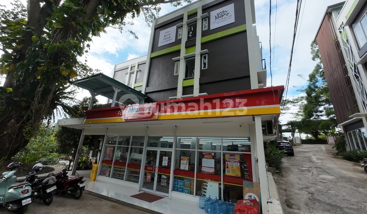 Beli Unit Kamar Kost di Apartkost Premium, Type Mezzanine Fully Furnished, Hanya 200Jtan, Kawasan yang Sudah Terbangun Fasum Lengkap, Ada Resto Cafe, Mini Market, English Camp, Parkir Luas! Profit Menguntungkan, Cocok untuk Masa Pensiun