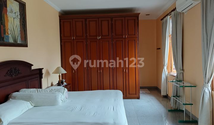Dijual Rumah Strategis Cocok utk Kos Benhil Jakarta Pusat 2