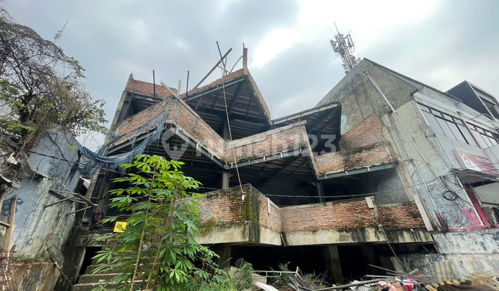 Disewa Bangunan Ruko Pinggir Jalan Raya Barito Jaksel