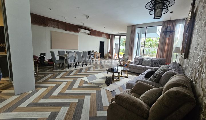 Dijual Cepat Furnished Townhouse Essence Darmawangsa Jaksel