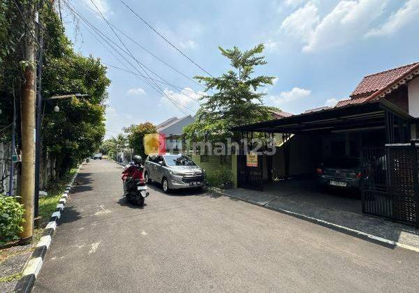 Di Jual Rumah Gandeng Di Tanah Baru 2