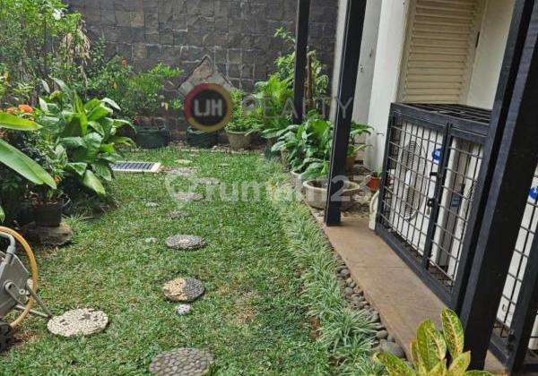 For Sale Luxury House in Megapolitan Cinere 2