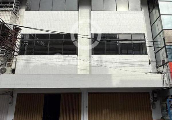 Cheap Shop House for Sale in Makassar 1