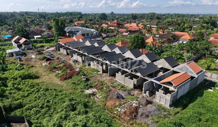 Villa One Gate  Modern Tropis Di Kemenuh Sukawati 1