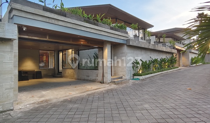 Luxury dan Ocean View Villa di Sanur