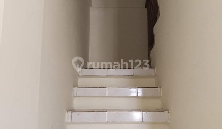 Ruko Dua Lantai di Bypass Ngurah Rai Sanur  9