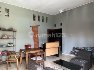 Tempat Usaha Ex Cafe dan Garment 8