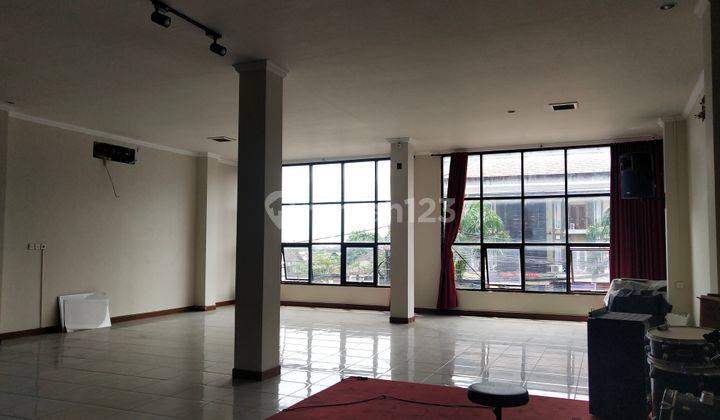 Ruko 2 Lantai Gandeng di Gatot Subroto Barat  11