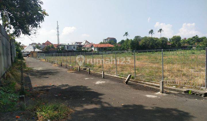 Exclusive land in Lebak Sari Petitenget 1