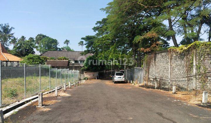 Tanah Exclusive di Lebak Sari Petitenget 2