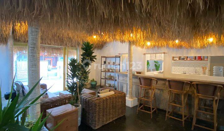 Ruang Usaha Cafe / Resto Sewa di Nakula Timur 4