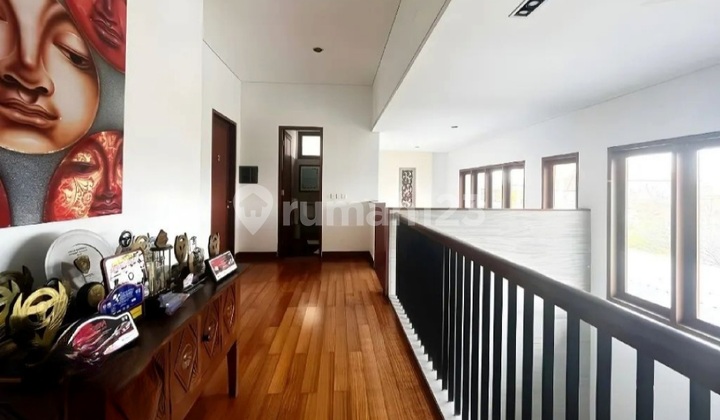 Rumah Semi Villa Modern Minimalis di Kerobokan 3