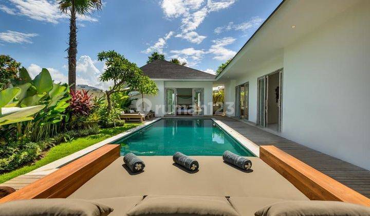 Comfort and Tropis Villa in Berawa Tibubeneng  1