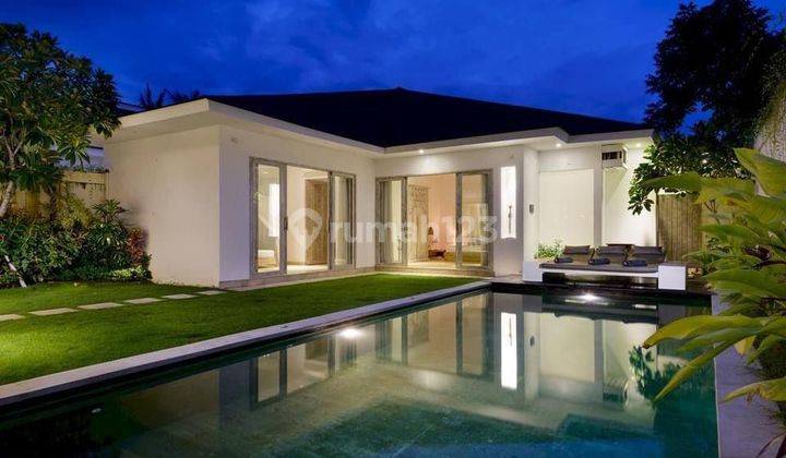 Villa Modern di Tegal Sari - Tibubeneng  1