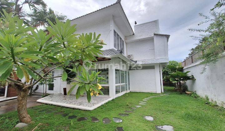 Tropical Villa Close to Corner House in Beraban  Kerobokan For  Sale or Leasehold 1