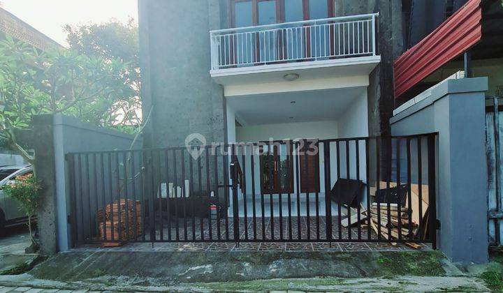 Rumah Baru Modern Minimalis di Sekar Jepun 1