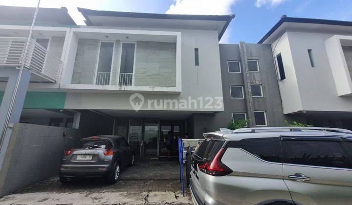 Rumah One Gate Dekat TSM  1