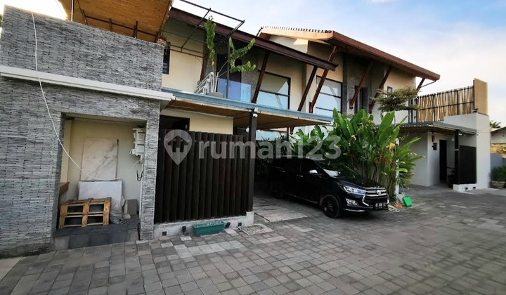Modern Tropical Villa in Tukad Badung Renon Modern Tropical Villa in Tukad Badung Renon
