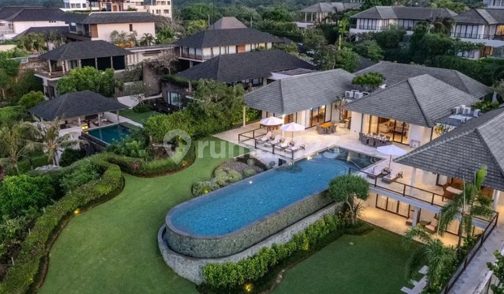 Five-Bedroom Villa With Stunning Ocean Views In Pandawa Beach Kutuh