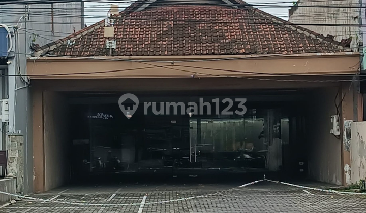 Strategic City Center Shop House in Gatot Subroto East, Denpasar, Bali 2