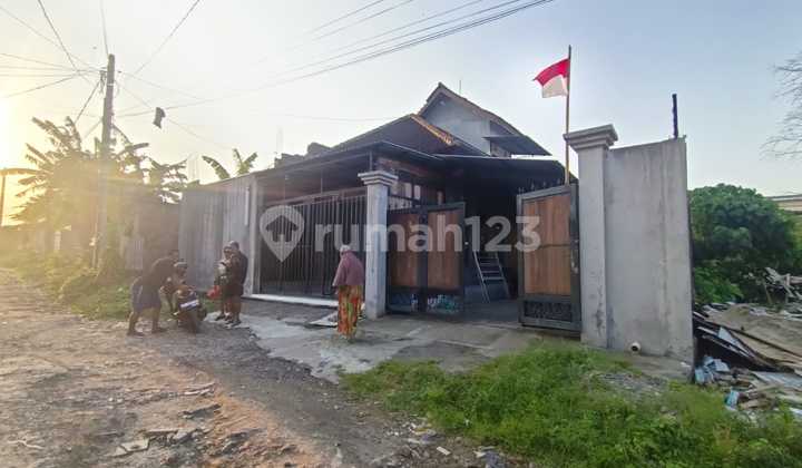 Dijual Cepat Rumah Cocok Untuk Mess Di Labak Indah - Pura Demak