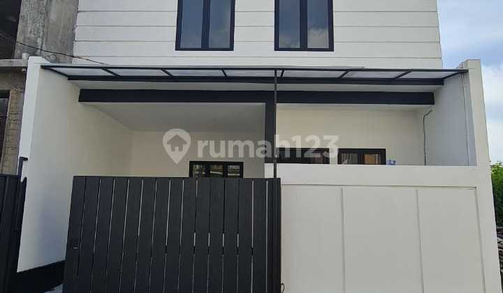 Dijual atau Disewakan Rumah Modern Minimalis Sudah Renovasi di Segitiga Permata Residen Pedungan