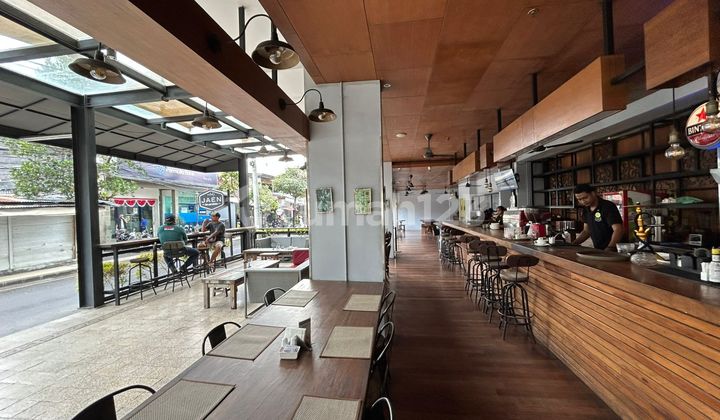 For Rent Restaurant With Furniture In Legian