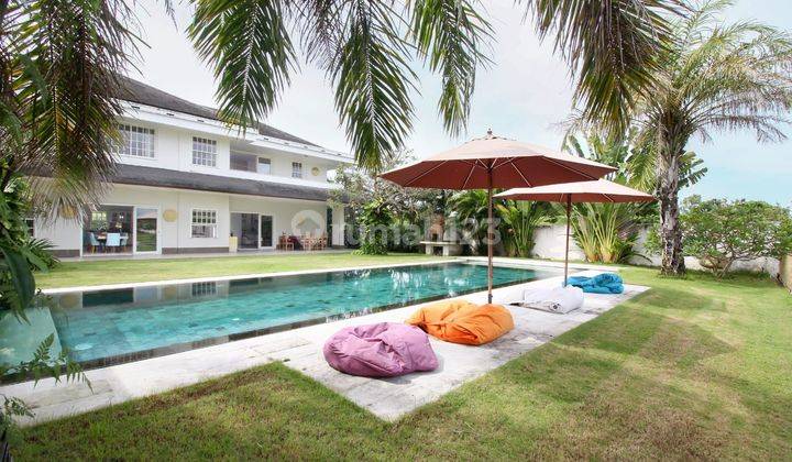 Luxury And Elegant Villa With Rice Field View In Umalas  2