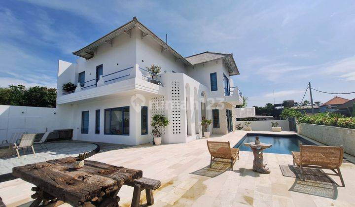 Luxury Dan Beachfront Villa Di Tanjung Benoa 1