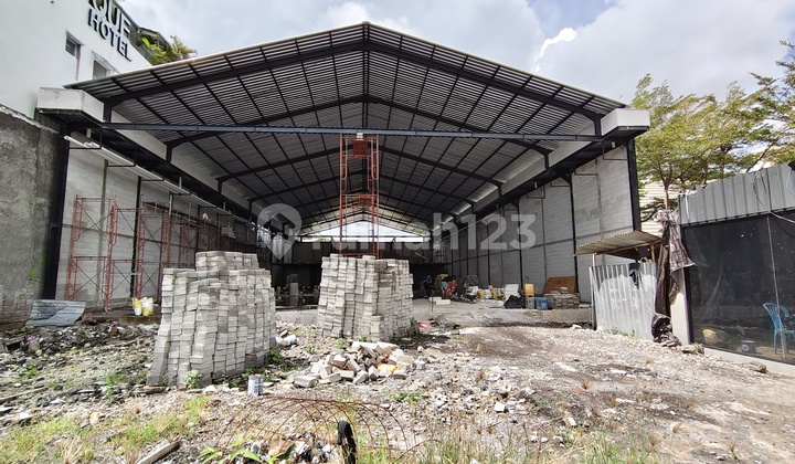 For Rent: Mezzanine Style Building on Sunset Road For Rent: Mezzanine Style Building on Sunset Road