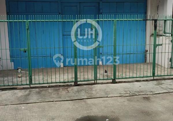 Shop House Jl. Pasar Lama Selatan Jatinegara East Jakarta Shop House Jl. Pasar Lama Selatan Jatinegara East Jakarta
