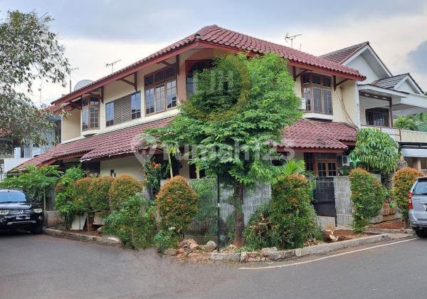 Rumah Luas di Pulomas Barat Kayu Putih Jakarta Timur