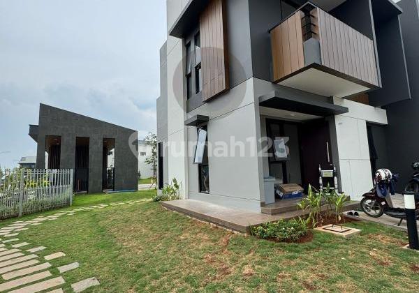 Rumah Disewakan Siap Huni Bagus di Cluster Regia, Summarecon Crown Gading, Bekasi  2