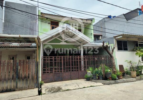 Rumah 2 Lantai di Kelapa Hibrida, Kelapa Gading, Jakarta Utara